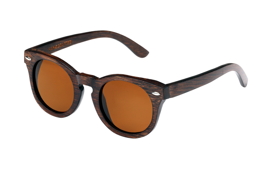Quinn Brown handcrafted bamboo round sunglasses with tea polarized UV400 lenses. Pic2 side view.