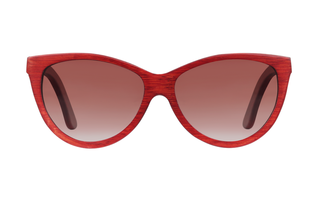 Grace Rouge handcrafted bamboo sunglasses with tea gradient polarized UV400 lenses, limited-edition bamboo eyewear. Pic3